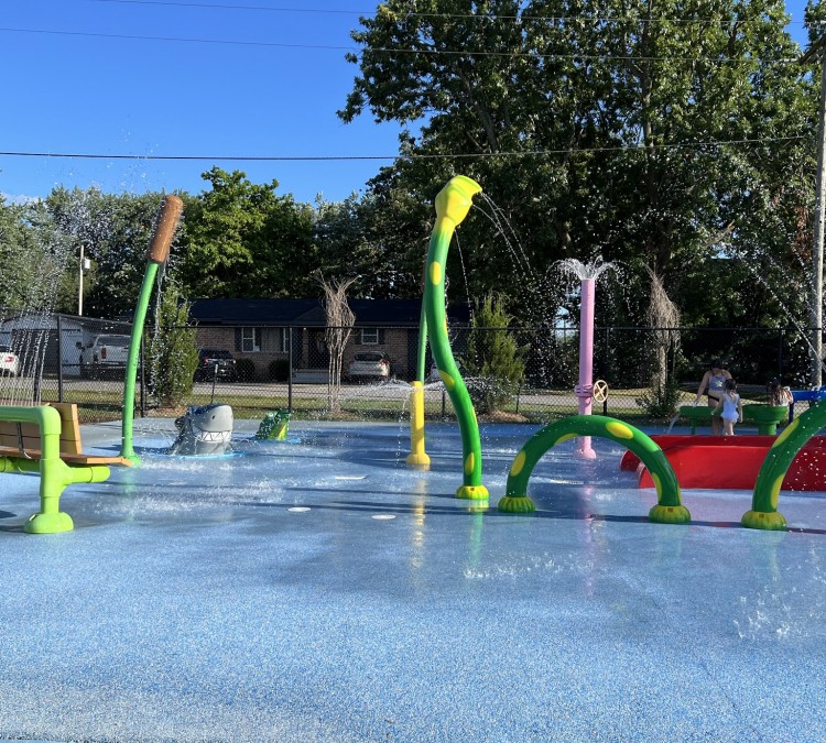 gravette-pool-and-splash-park-photo